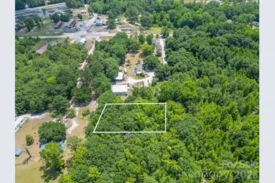72 Thurman Garage Lane, Jefferson, SC 29718 - Photo 5