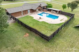 7610 Long Island Rd, Catawba, NC 28609 - Photo 9