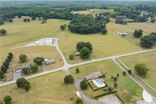 7610 Long Island Rd, Catawba, NC 28609 - Photo 13