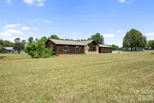 7610 Long Island Rd, Catawba, NC 28609 - Photo 3
