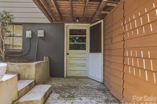 66 Hampden Rd, Asheville, NC 28805 - Photo 37