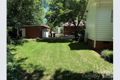 701 Berkeley Avenue, Charlotte, NC 28203 - Photo 11