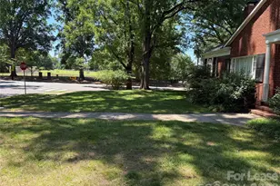 701 Berkeley Ave, Charlotte, NC 28203 - Photo 13