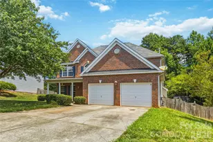 8522 Delamere Ln, Charlotte, NC 28269 - Photo 1