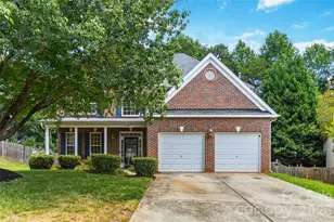 8522 Delamere Ln, Charlotte, NC 28269 - Photo 3
