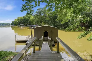 1075 Lakefront Woods Dr, Belmont, NC 28012 - Photo 41