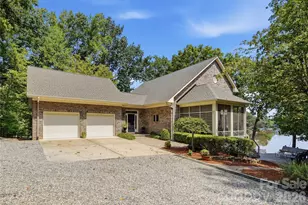 1075 Lakefront Woods Dr, Belmont, NC 28012 - Photo 3