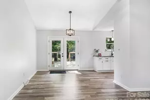 9501 Buckskin Ln, Charlotte, NC 28227 - Photo 7