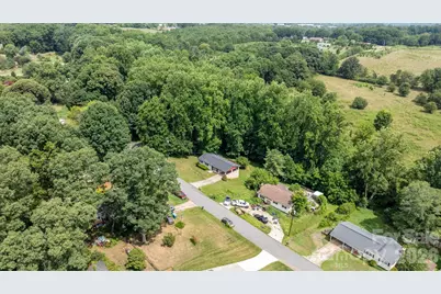 2428 Cedar Valley Drive, Conover, NC 28613 - Photo 45