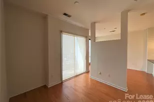 525 E 6th St, Charlotte, NC 28202 - Photo 7