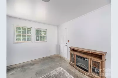 527 East Street, Candler, NC 28715 - Photo 27