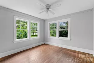35 Northview St, Asheville, NC 28801 - Photo 17