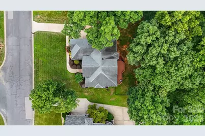 4437 Shannamara Drive, Matthews, NC 28104 - Photo 3