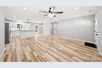 322 Jody Street, East Flat Rock, NC 28726 - Photo 7
