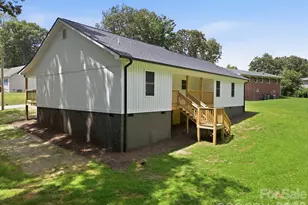 322 Jody St, East Flat Rock, NC 28726 - Photo 41