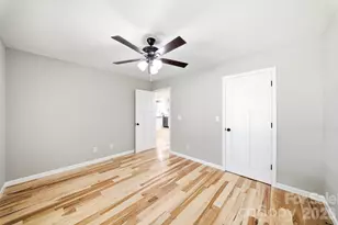 322 Jody St, East Flat Rock, NC 28726 - Photo 25