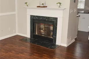 605 Mountainwater Dr, Charlotte, NC 28262 - Photo 3