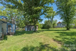 308 Substation St, Hendersonville, NC 28792 - Photo 3