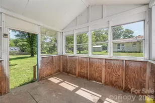 308 Substation St, Hendersonville, NC 28792 - Photo 5