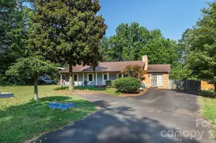 2521 Kempsar Ln, Monroe, NC 28110 - Photo 3