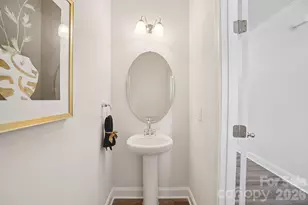 46 Creekview Rd, Hendersonville, NC 28792 - Photo 15