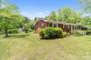 509 Lakeview Dr, Wadesboro, NC 28170 - Photo 5