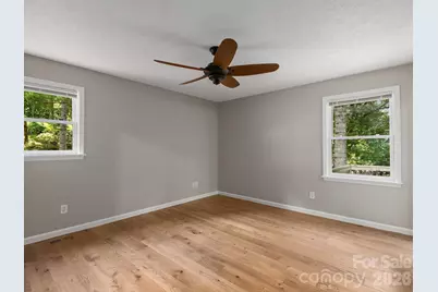 19 Loggers Run, Hendersonville, NC 28739 - Photo 11