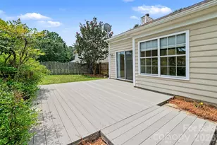 8316 Rhian Brook Ln, Charlotte, NC 28216 - Photo 27