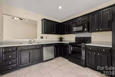 8316 Rhian Brook Lane, Charlotte, NC 28216 - Photo 13