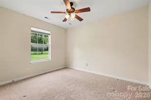 8316 Rhian Brook Ln, Charlotte, NC 28216 - Photo 21