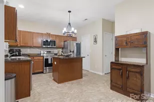 1566 Glenbar Ct, Clover, SC 29710 - Photo 11