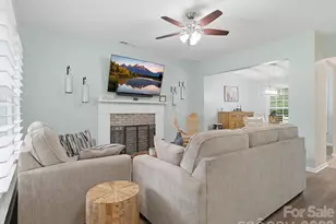 1566 Glenbar Ct, Clover, SC 29710 - Photo 7