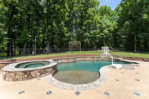 10107 Annie Oakley Trail, Charlotte, NC 28227 - Photo 39