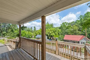 26 Cedar St, Canton, NC 28716 - Photo 11