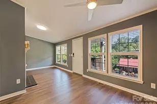 26 Cedar St, Canton, NC 28716 - Photo 13