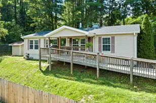 26 Cedar St, Canton, NC 28716 - Photo 3