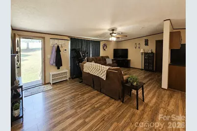 195 Hollywood Street, Forest City, NC 28043 - Photo 3