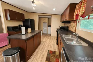 195 Hollywood St, Forest City, NC 28043 - Photo 9