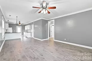 11209 Blue Cedar Ln, Charlotte, NC 28277 - Photo 9