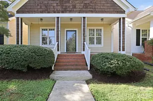 11209 Blue Cedar Ln, Charlotte, NC 28277 - Photo 3