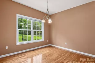 509 Shamrock Dr, Asheville, NC 28803 - Photo 5