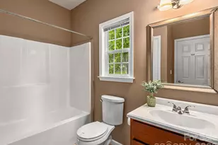 509 Shamrock Dr, Asheville, NC 28803 - Photo 17