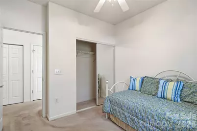 9035 Meadowmont View Drive, Charlotte, NC 28269 - Photo 17
