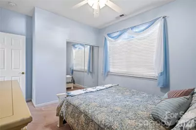 9035 Meadowmont View Drive, Charlotte, NC 28269 - Photo 19