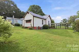 209 Virginia Ave, Marion, NC 28752 - Photo 35