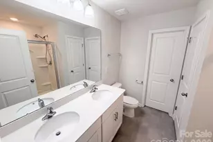 2014 Tarzi Ln, Charlotte, NC 28215 - Photo 19
