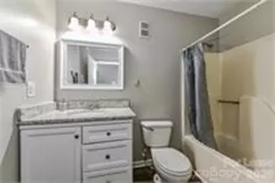 238 Hoskins Mill Ln, Charlotte, NC 28208 - Photo 9
