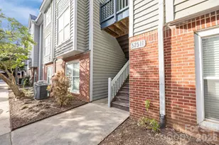 525 N Graham St, Charlotte, NC 28202 - Photo 5