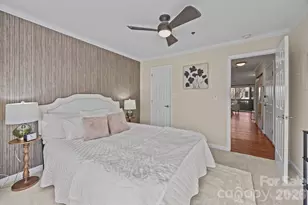 525 N Graham St, Charlotte, NC 28202 - Photo 11
