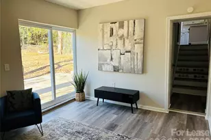 8208 Doverdale Ln, Charlotte, NC 28217 - Photo 3